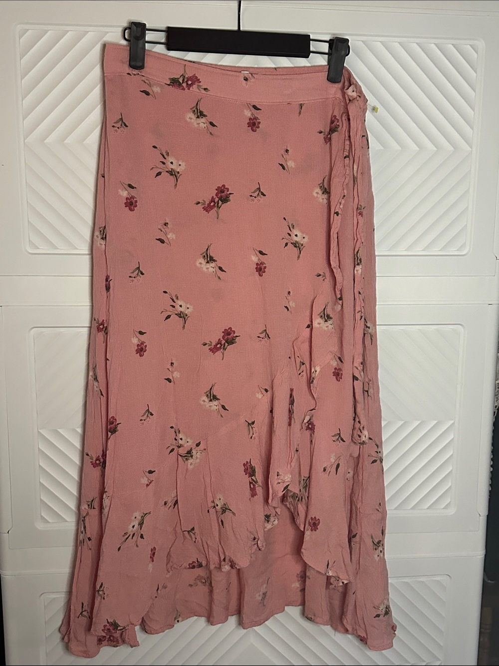 Hollister Dusty Pink Floral Wrap Skirt